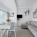 3 pièces avec piscine à 5 minutes à pied de la plage!!! Appartamento